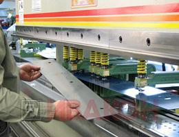 Устройство отверстий